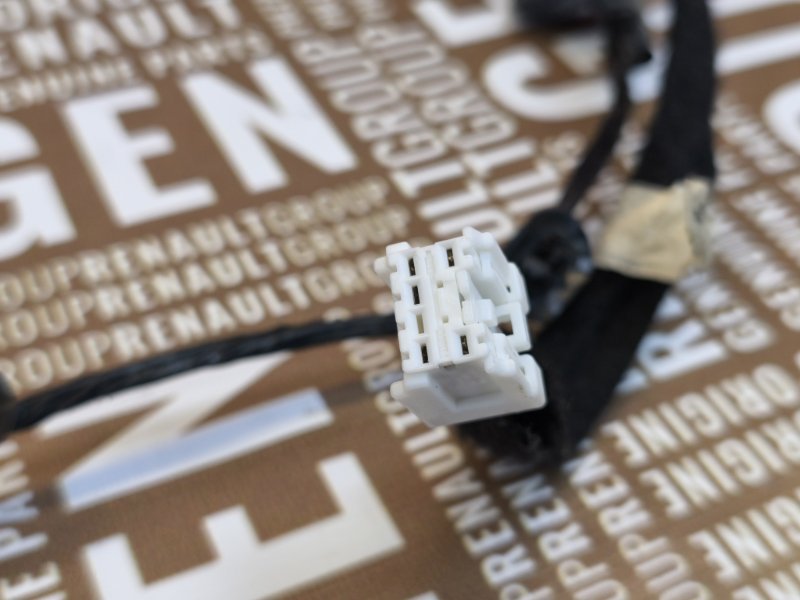 Проводка двери