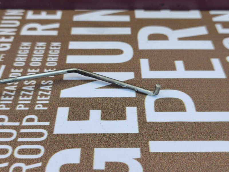 Тяга замка двери