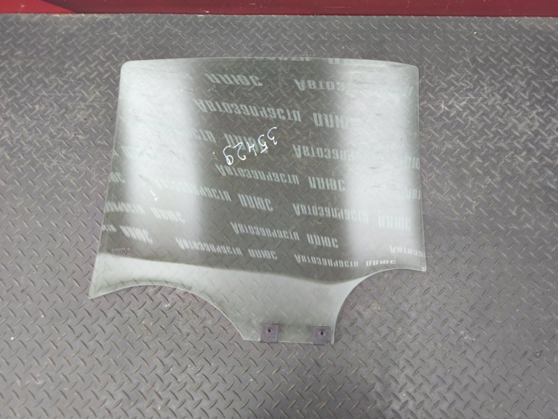 Стекло двери