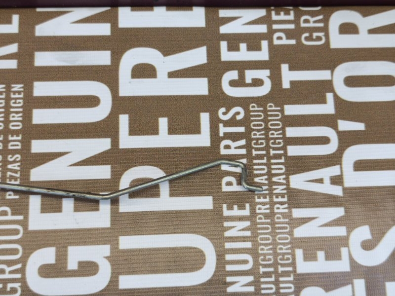 Тяга замка двери