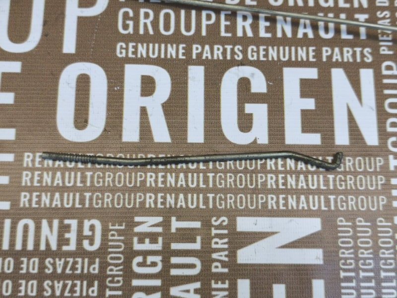 Тяга замка двери