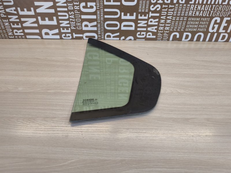 Форточка двери