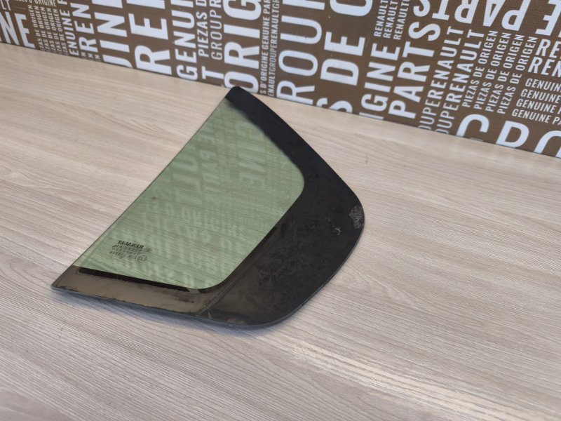 Форточка двери