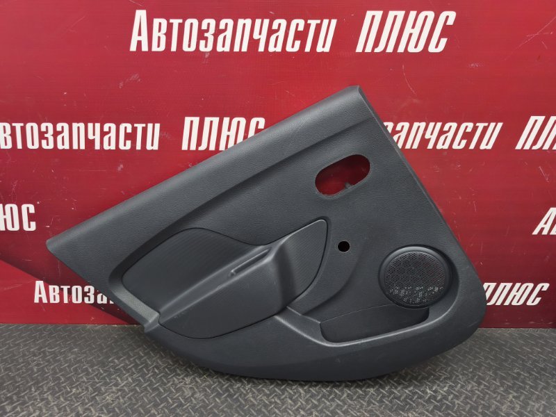 Обшивка боковой двери