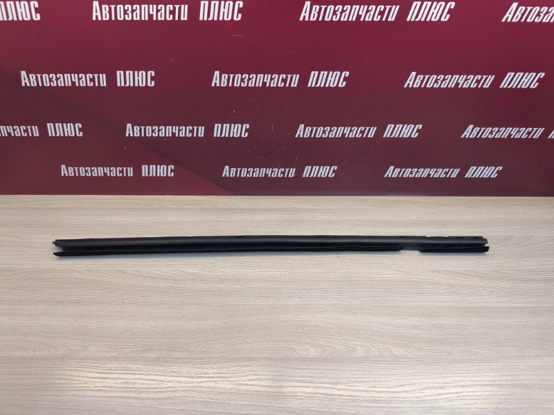 Уплотнитель стекла двери внутренний