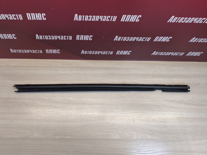 Уплотнитель стекла двери внутренний