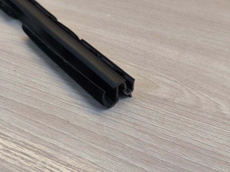 Уплотнитель стекла двери внутренний