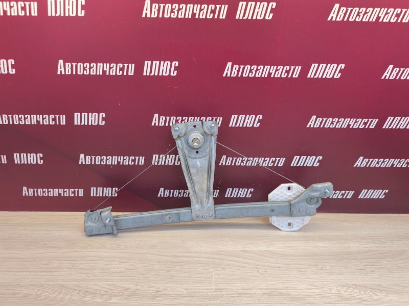 Стеклоподъемник    двери