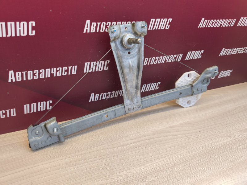 Стеклоподъемник    двери