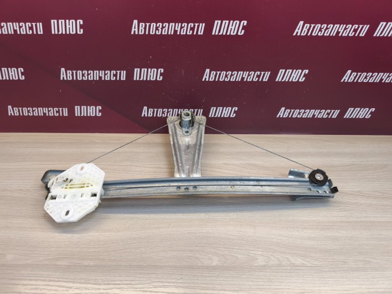 Стеклоподъемник    двери