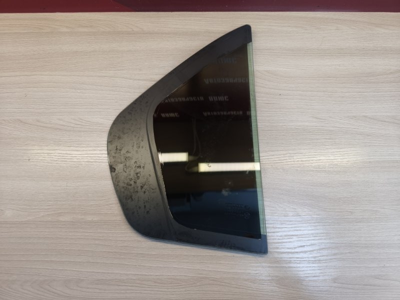 Форточка двери