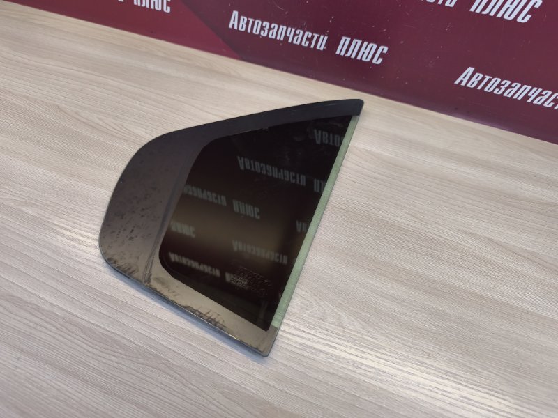 Форточка двери