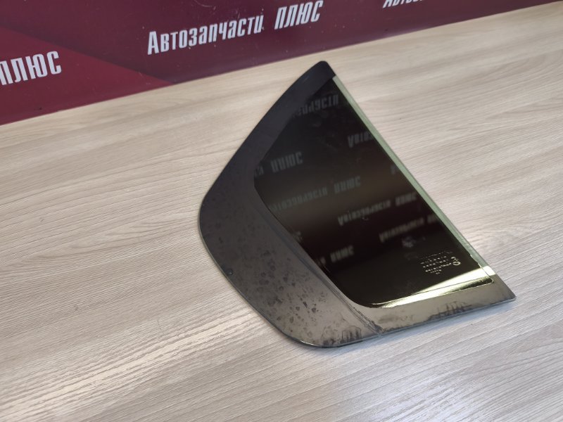 Форточка двери