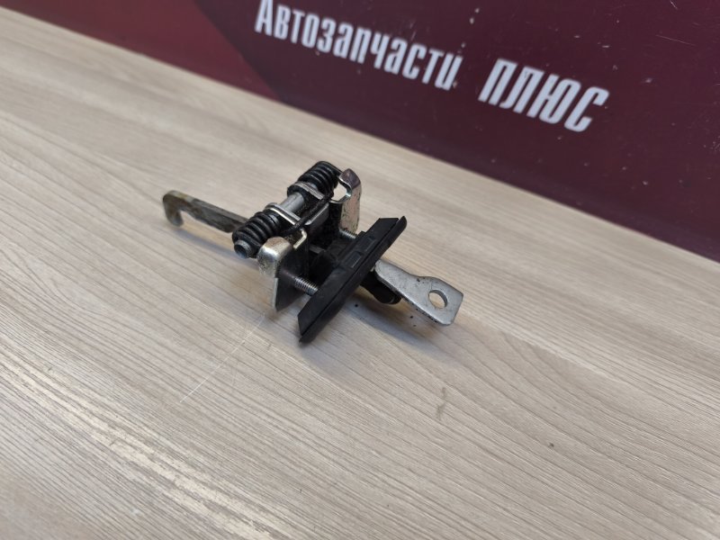 Ограничитель двери