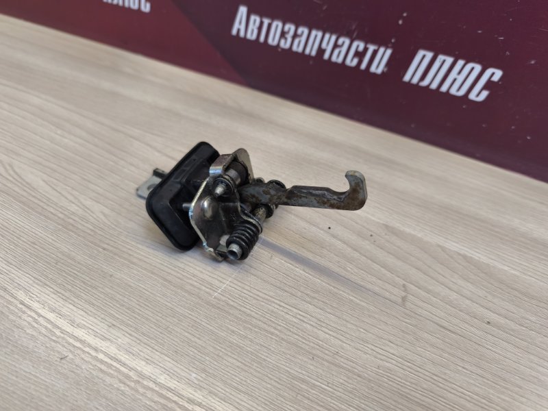 Ограничитель двери