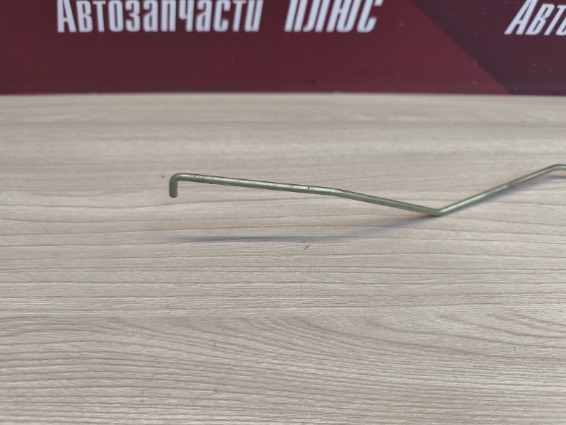 Тяга замка двери