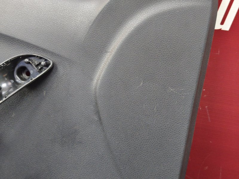 Обшивка боковой двери