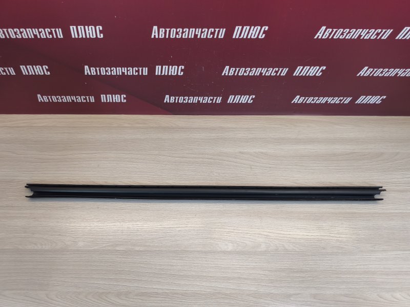 Уплотнитель стекла двери внутренний