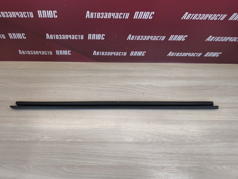 Уплотнитель стекла двери внутренний