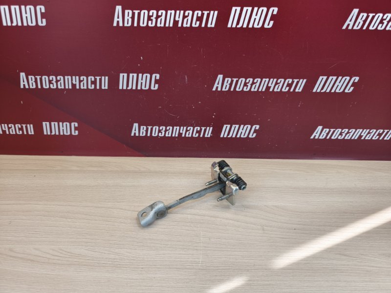 Ограничитель двери