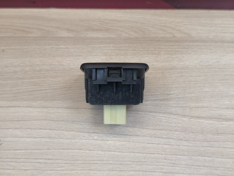 Блок управления стеклоподъемниками