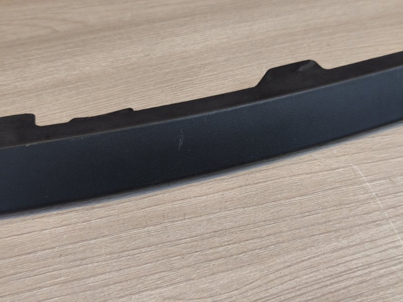 Планка под фару