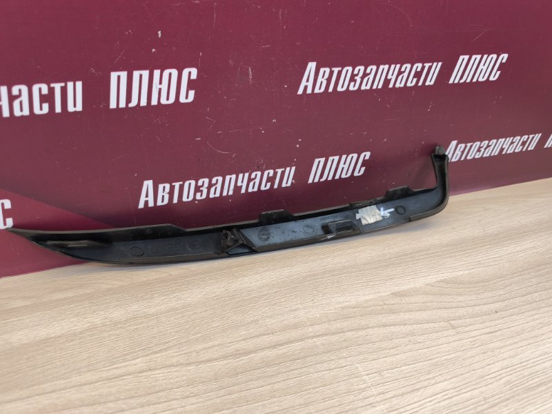 Планка под фару