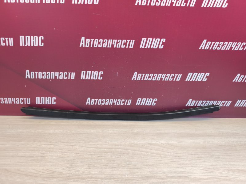 Уплотнитель стекла двери внешний