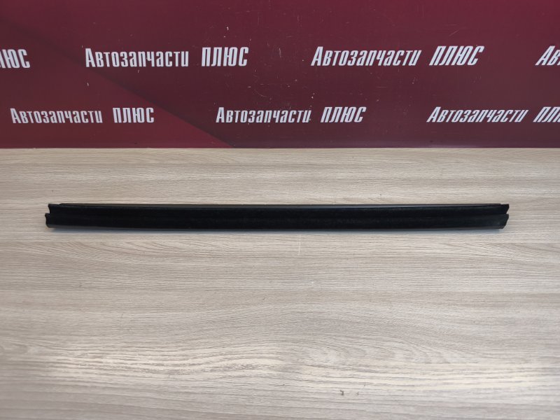 Уплотнитель стекла двери внутренний