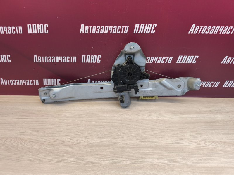 Стеклоподъемник    двери