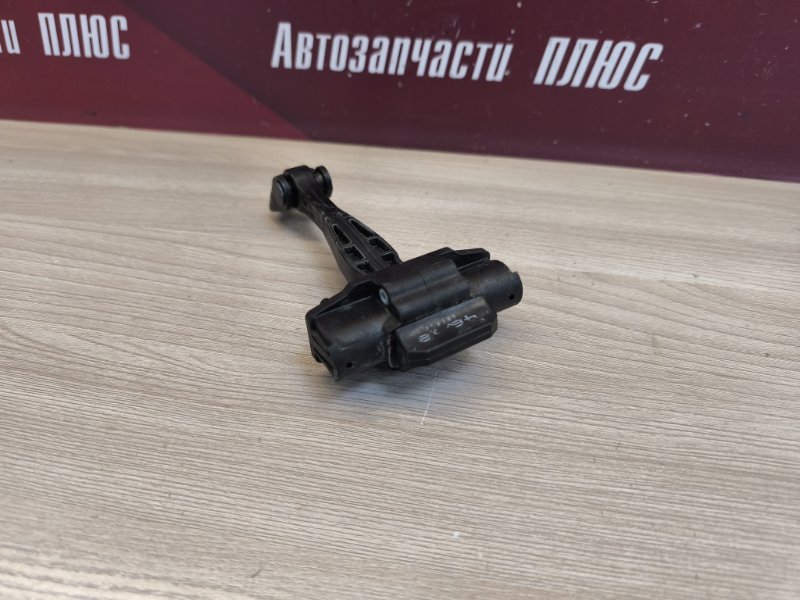 Ограничитель      двери