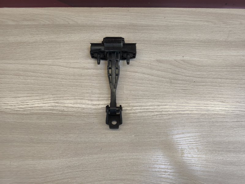 Ограничитель      двери