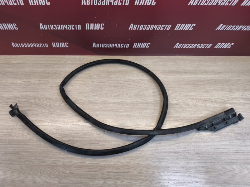 Уплотнитель двери