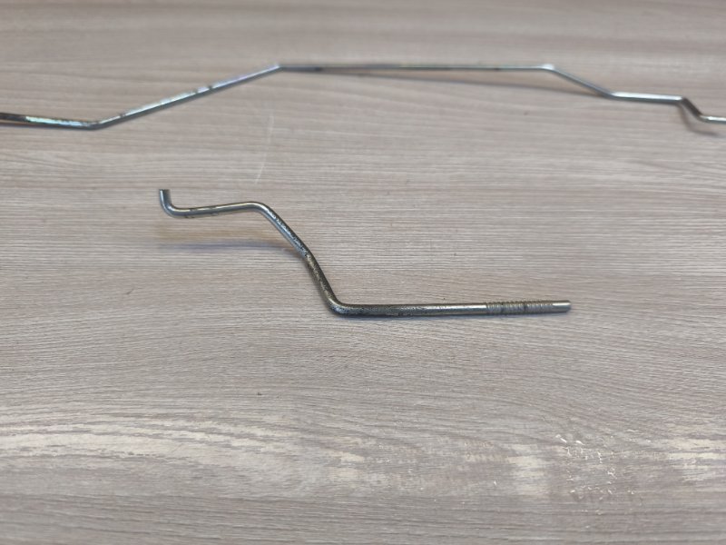 Тяга замка двери