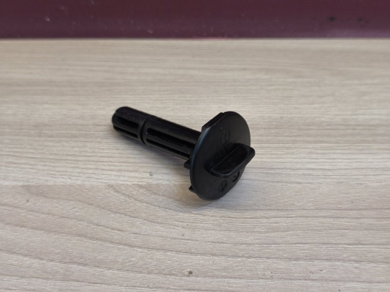 Крепление радиатора