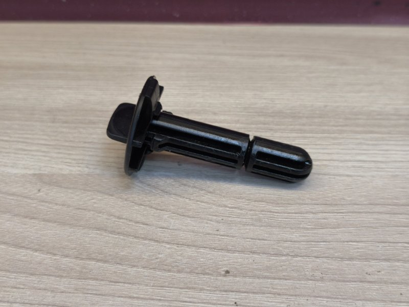 Крепление радиатора