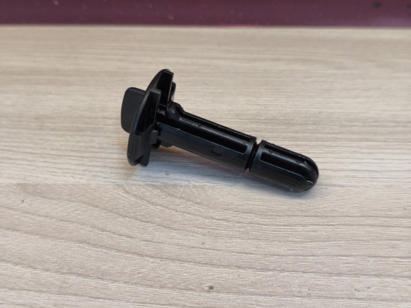 Крепление радиатора