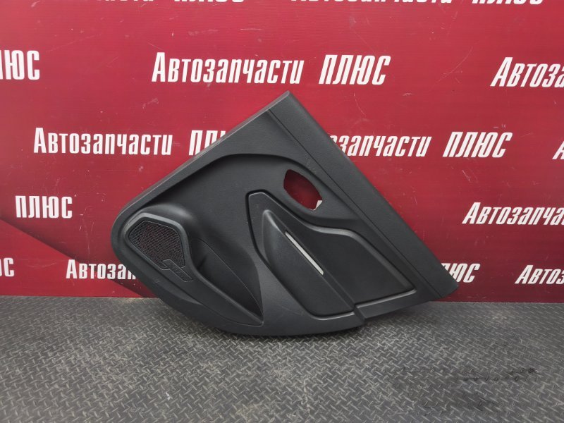 Обшивка боковой двери