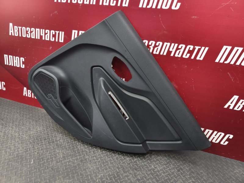 Обшивка боковой двери