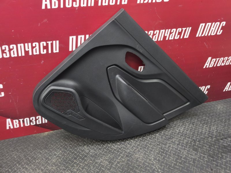 Обшивка боковой двери