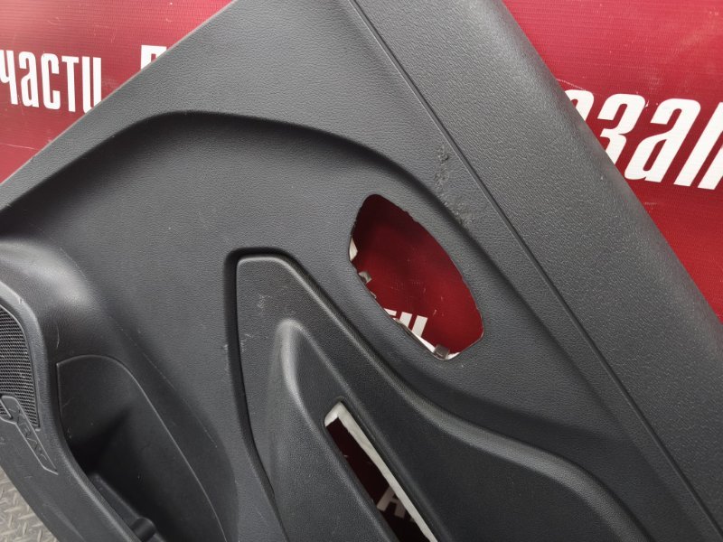 Обшивка боковой двери