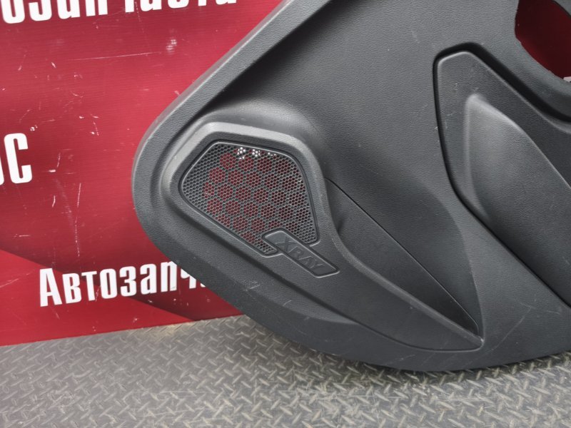 Обшивка боковой двери