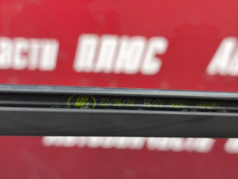 Уплотнитель стекла двери внешний