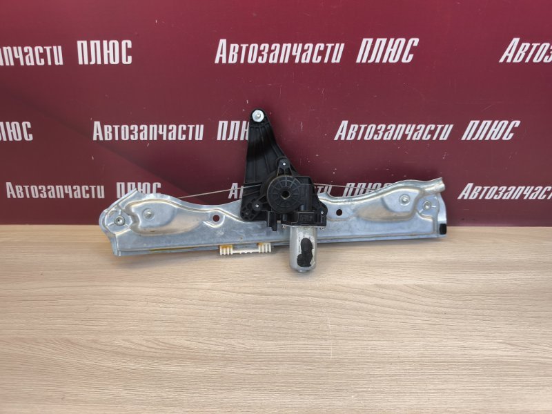 Стеклоподъемник    двери