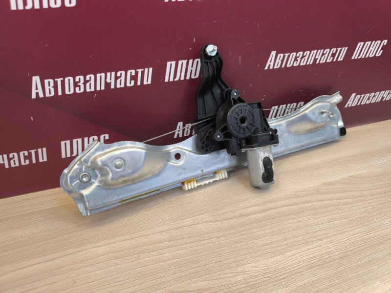 Стеклоподъемник    двери