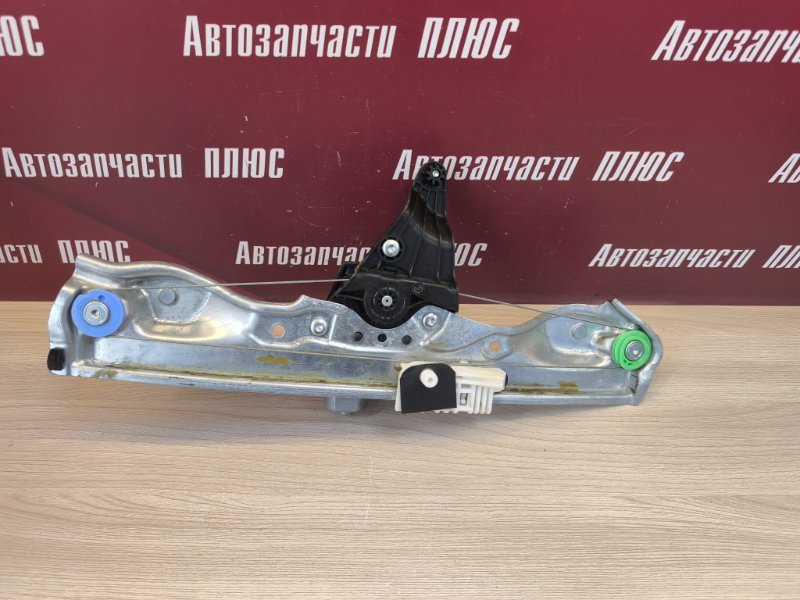 Стеклоподъемник    двери