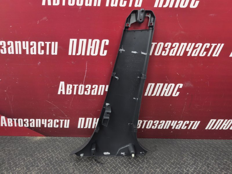 Обшивка средней стойки