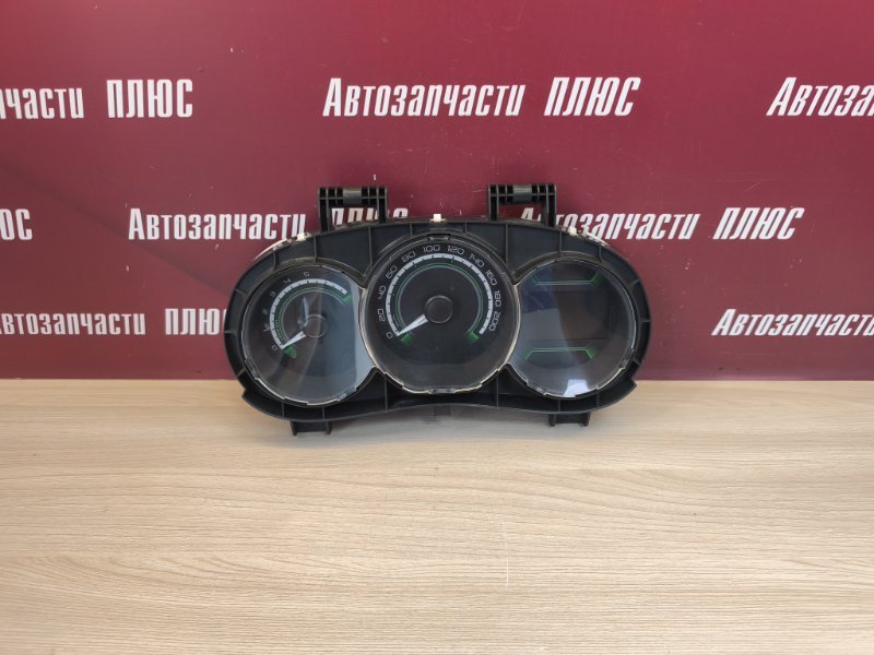 Щиток приборов