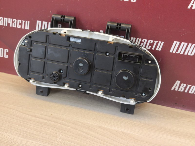 Щиток приборов