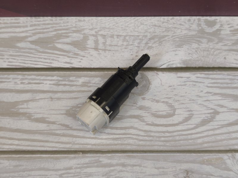 Датчик педали тормоза